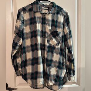 American Eagle Outfitters Women’s Plaid Shirt - Green, Red, and White